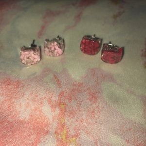 Pressed flower cat earring